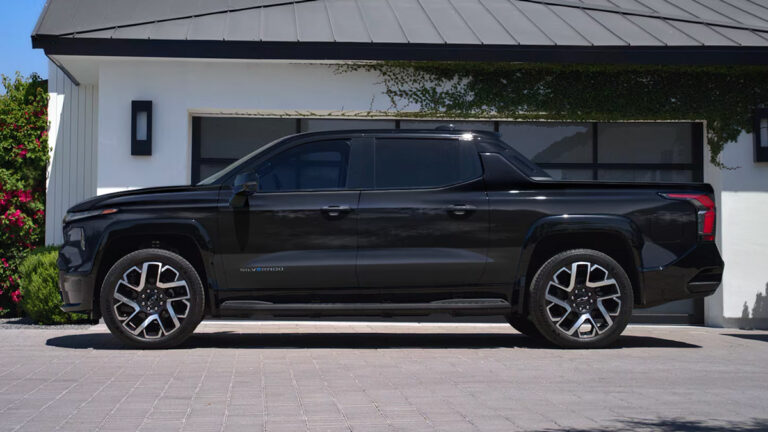 2024 Chevrolet Silverado EV