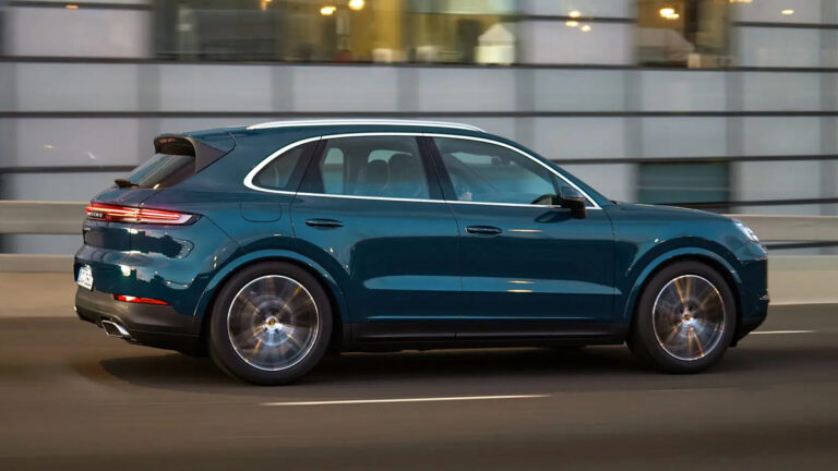 2024 Porsche Cayenne E-Hybrid